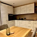 Appartamento Liesl - Zell Am By Interhome